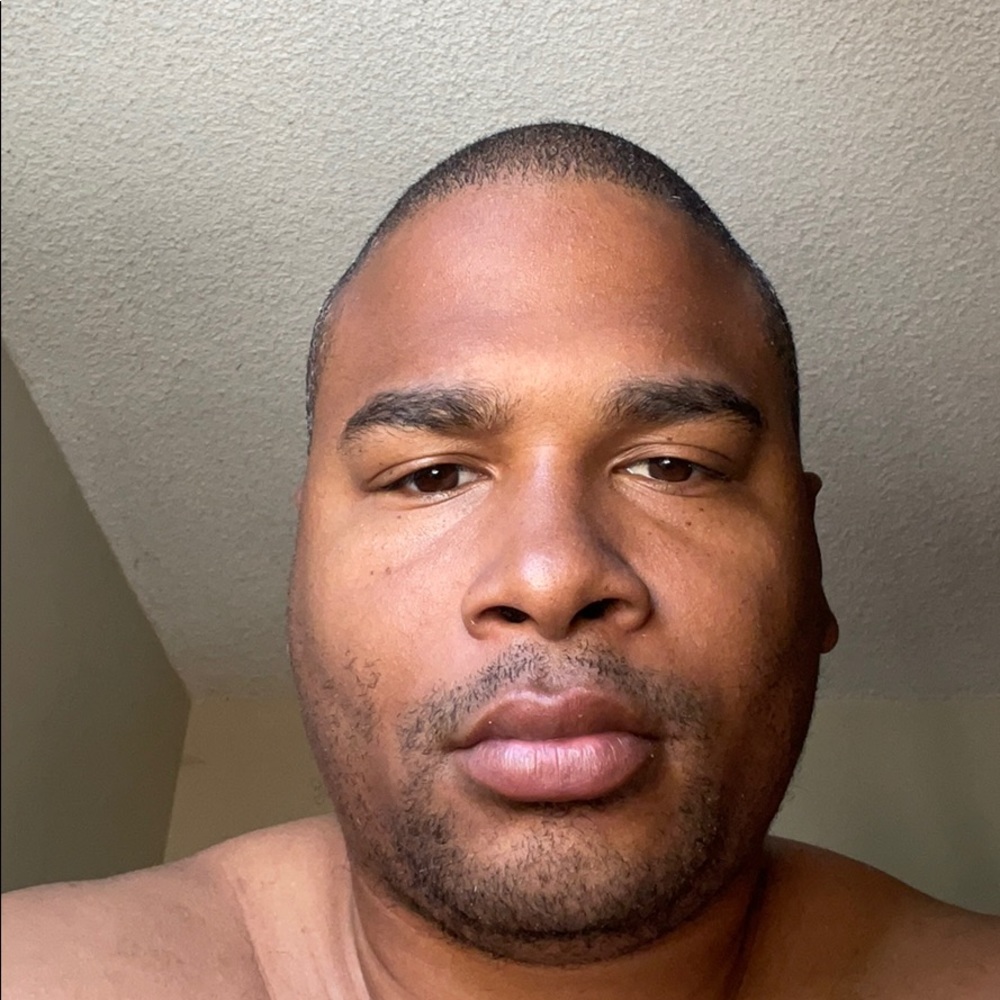 Meet your Posher, Joelle